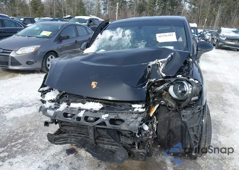 2017 Porsche Cayenne Platinum Edition из США, поврежденный, VIN WP1AA2A24HKA81855